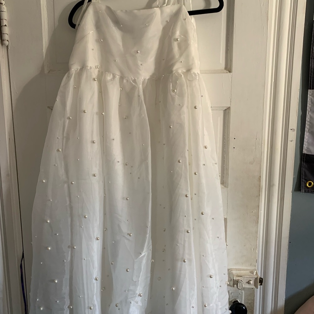 Elegant White Gown with Pearl Accents